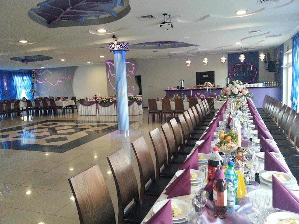 פלוק Restauracja Motel Halka מראה חיצוני תמונה